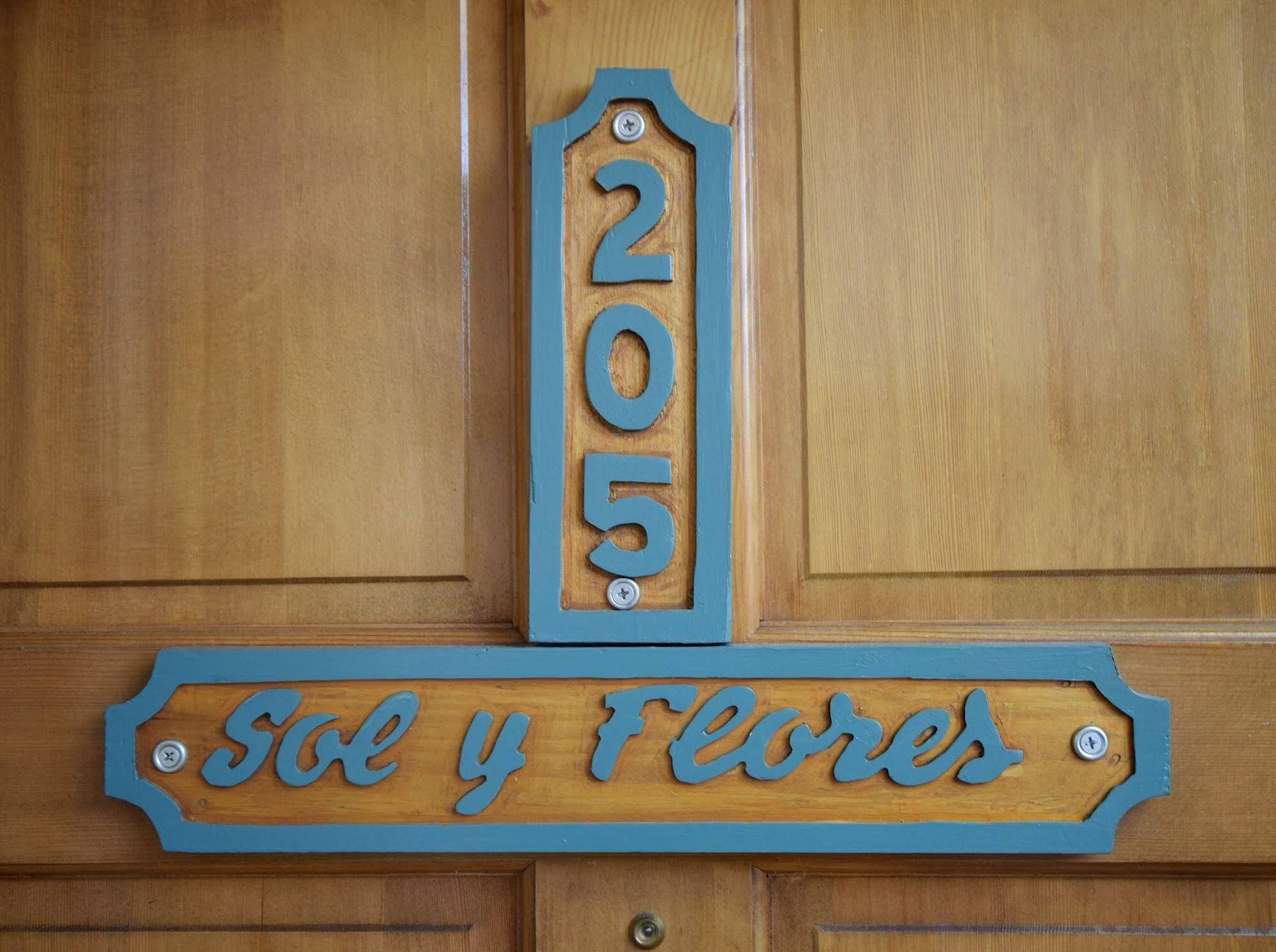 Otra Vez En Hotel Santa Fé